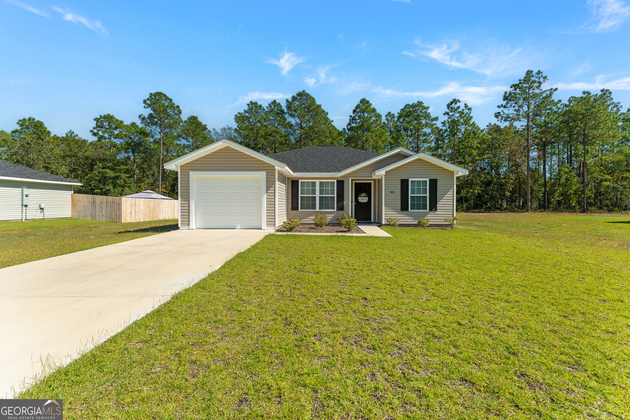 501 Church Cir — photo