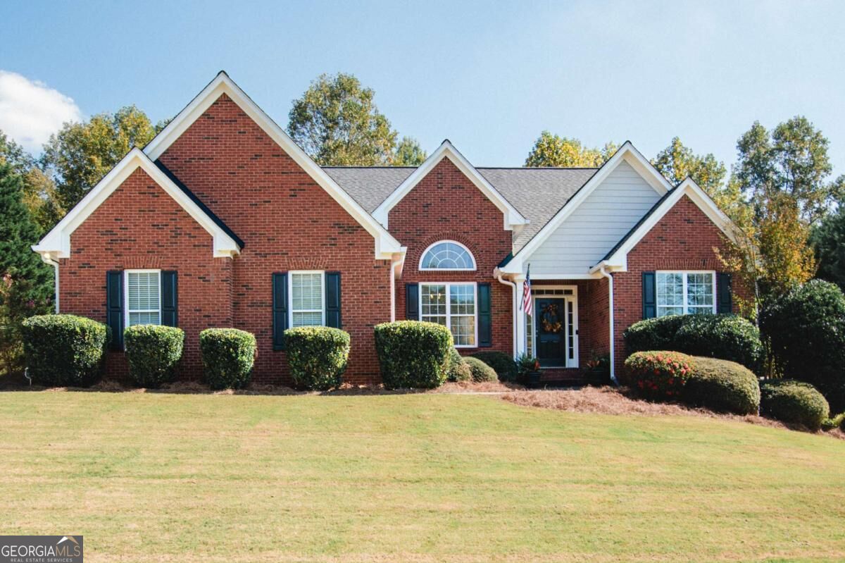 341 Prestwick Dr — photo