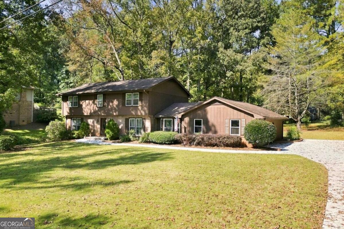 1130 Vermillion Ln SW — photo