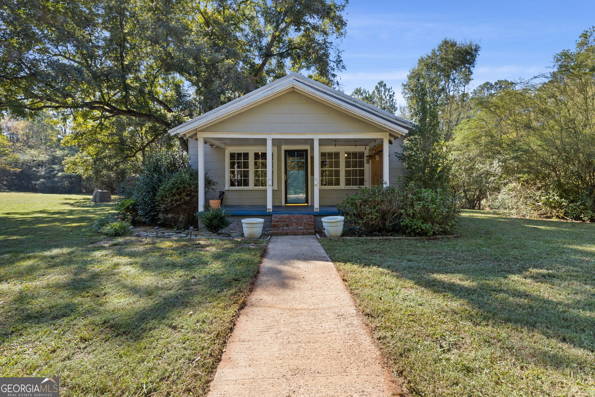 2410 S Barnett Shoals Rd — photo