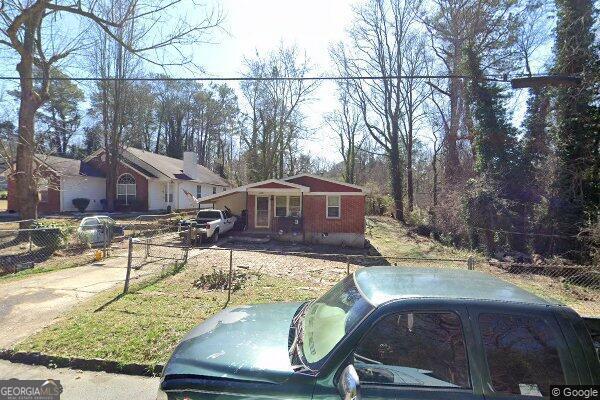 4126 Fairburn Ave SW — photo