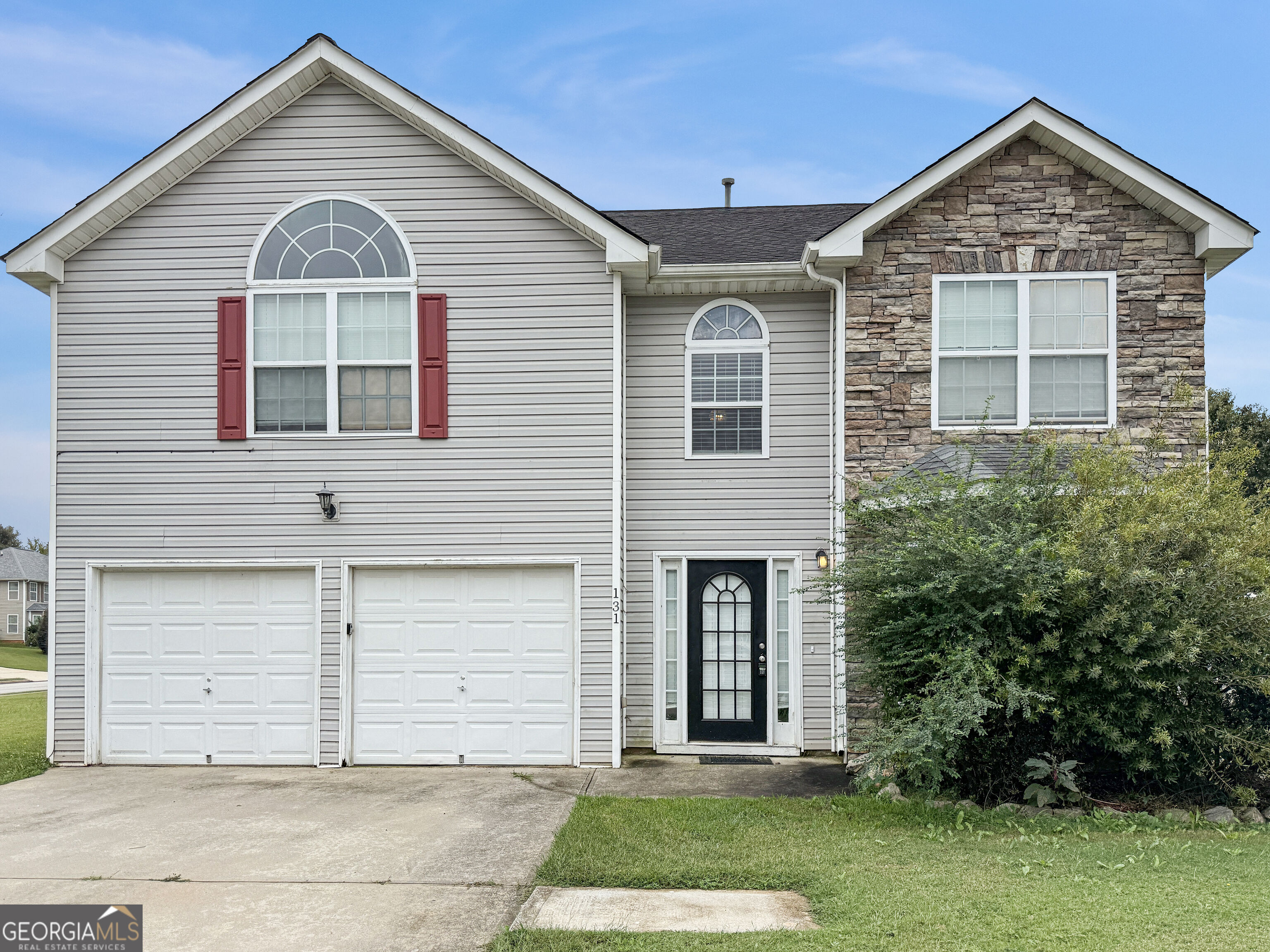 131 Laughlin Dr — photo