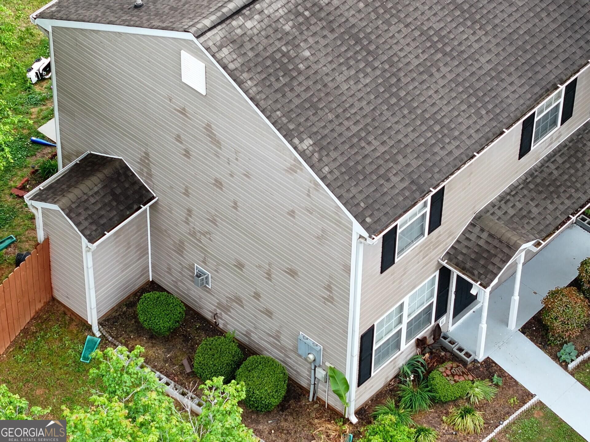 338 Goldenrod Dr — photo