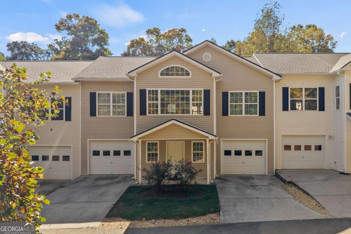 106 Pointe Cir — photo