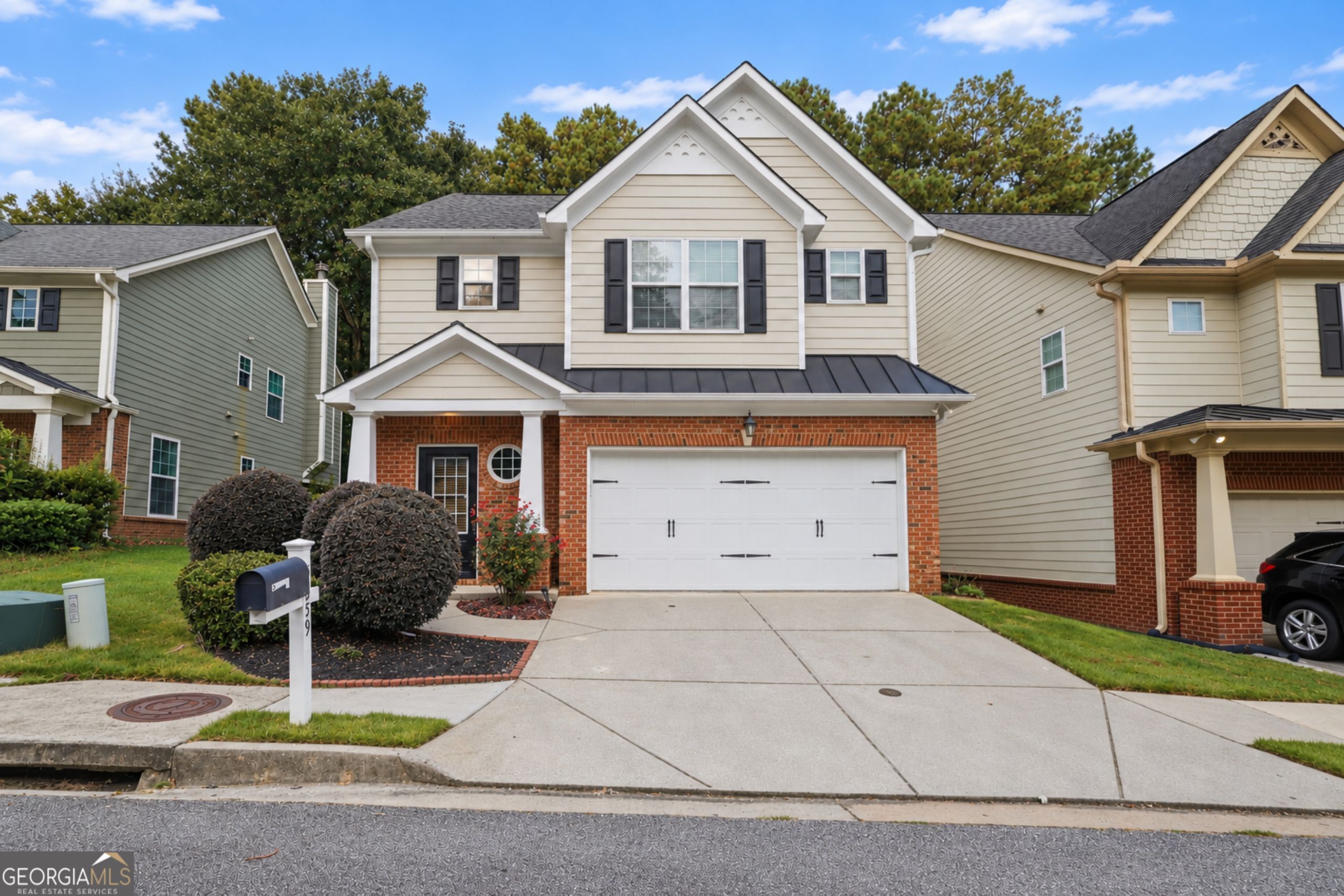 5659 Chatham Cir — photo