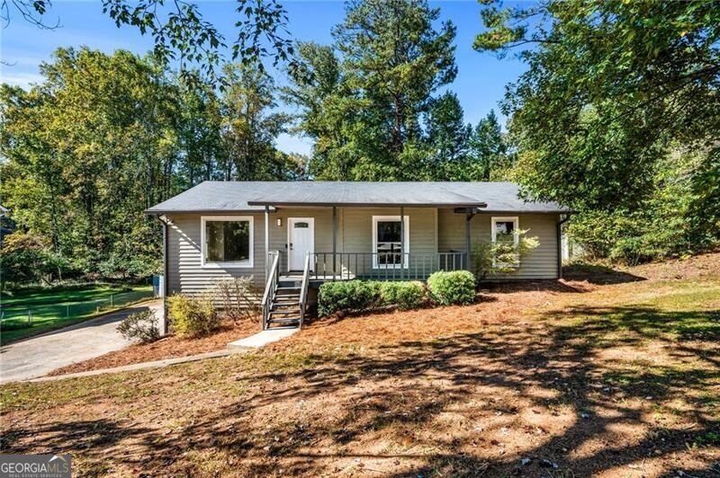 3409 Hogan Dr NW — photo
