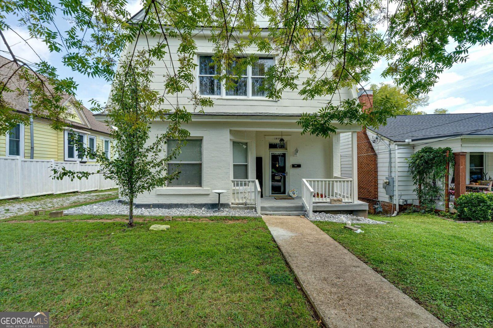 1905 Ivy St — photo