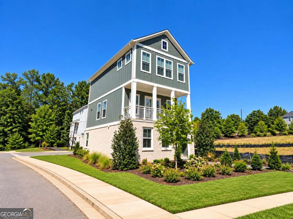 402 Boardwalk Way — photo