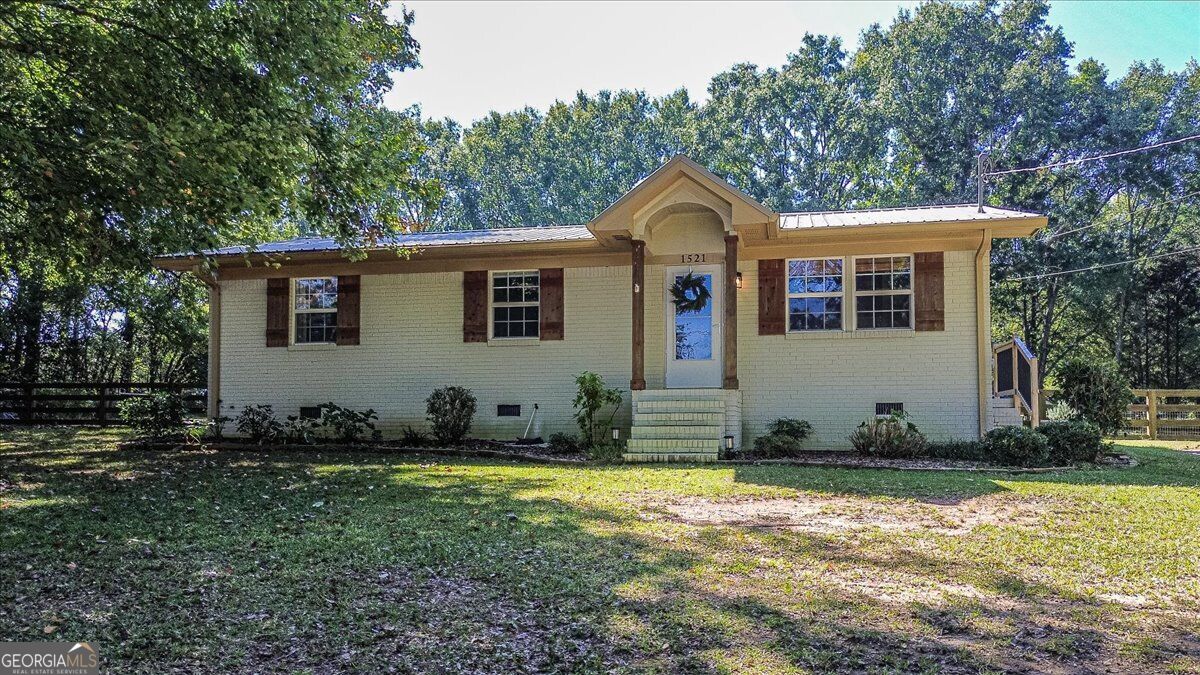 1521 Aiken Rd — photo