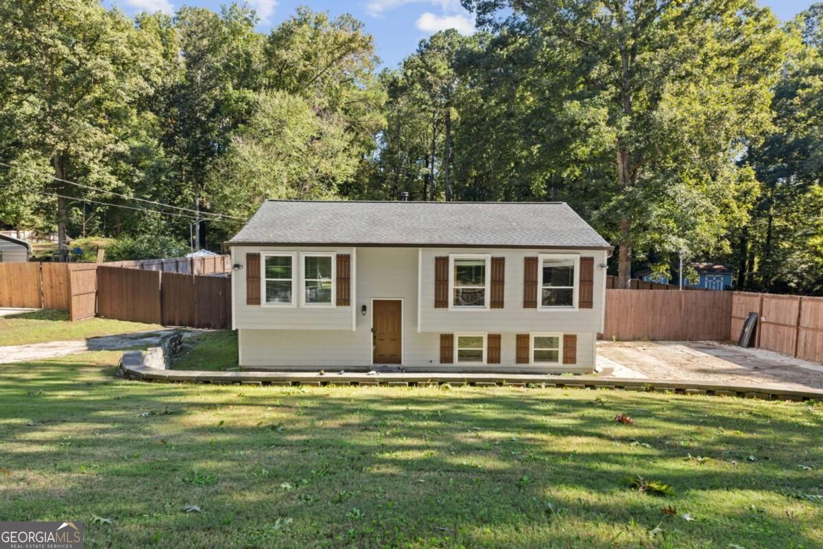3286 Sunderland Dr — photo