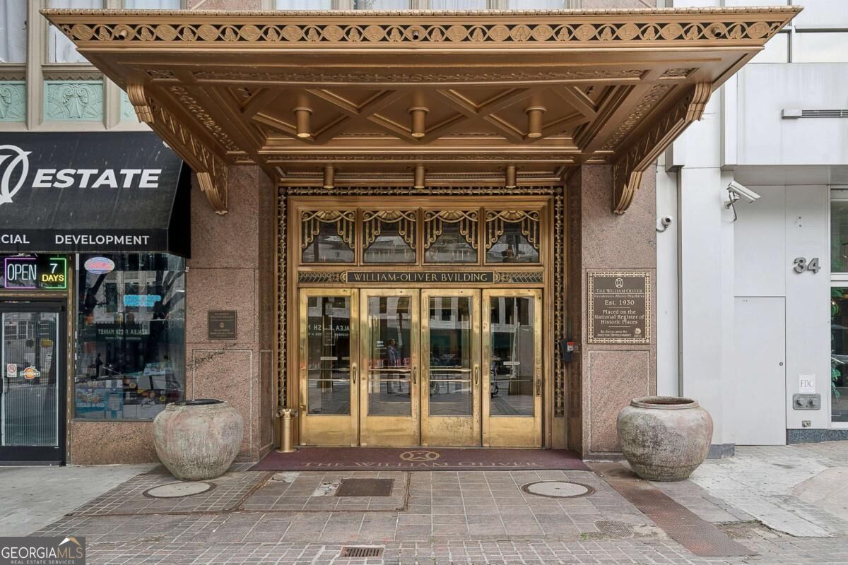 32 Peachtree St NW Unit 1602 — photo