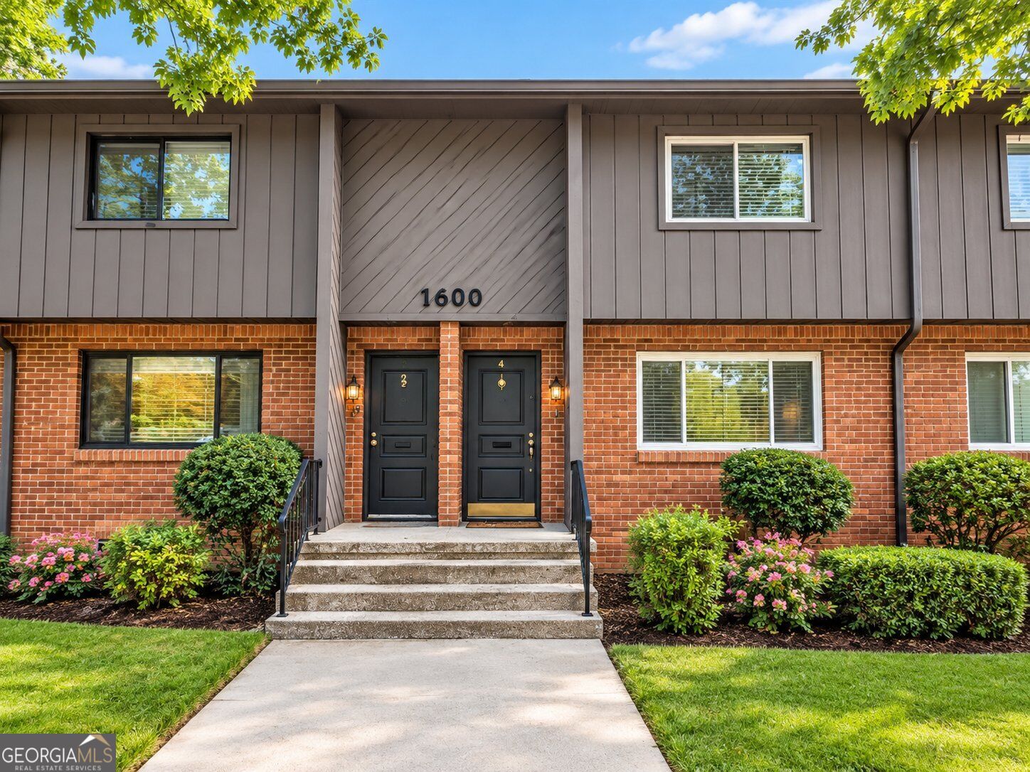 1600 Briarcliff Unit 4 — photo