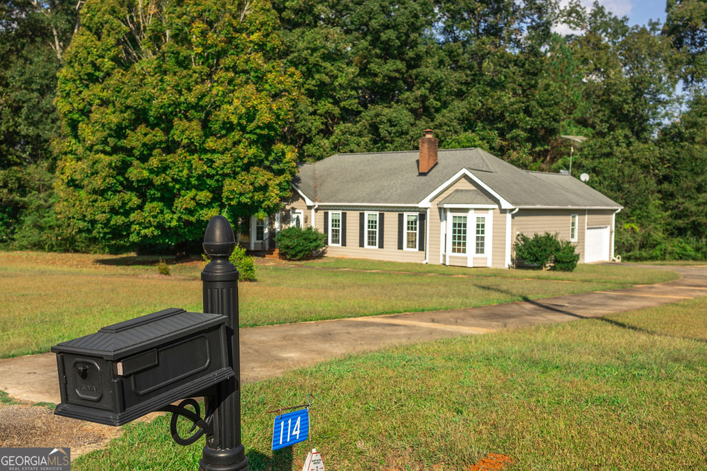 114 Deer Chase Rd — photo