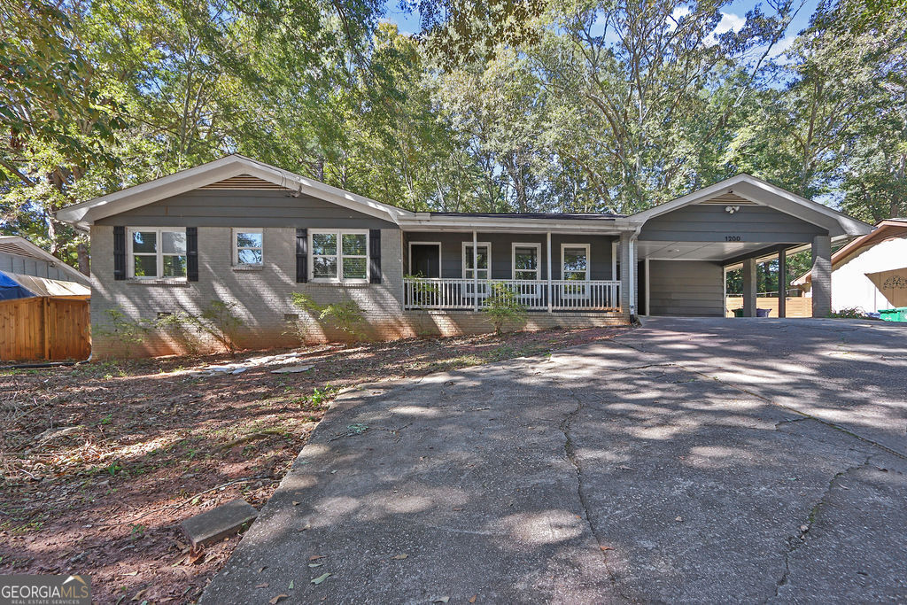 1200 Silver Hill Rd — photo