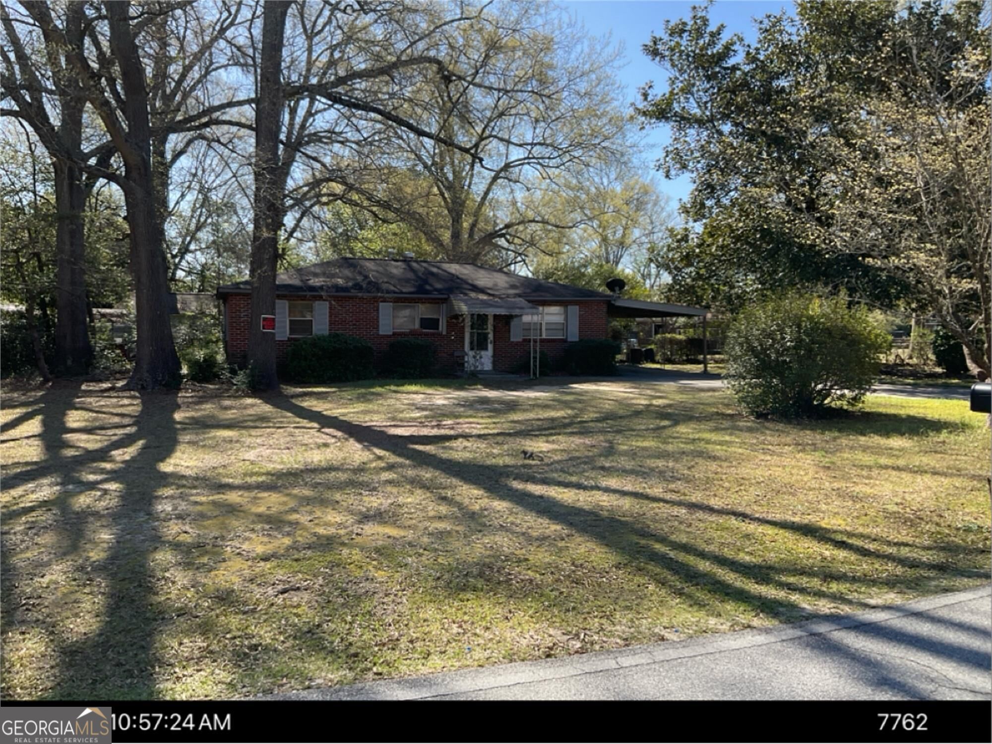 125 Flanders Dr — photo