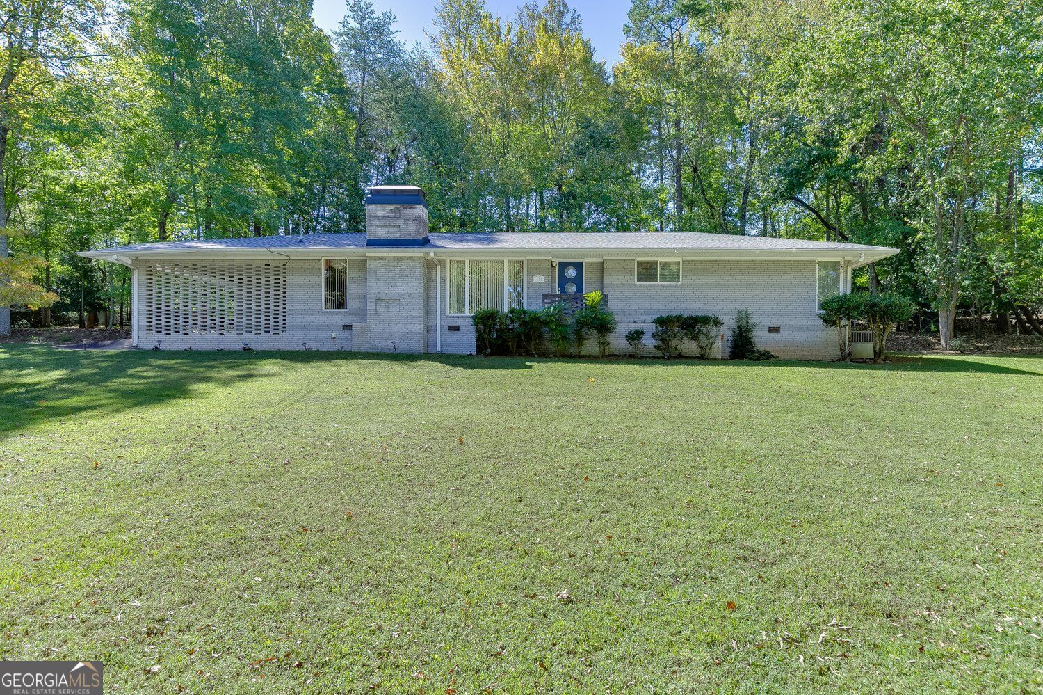 1173 Lakeshore Dr — photo