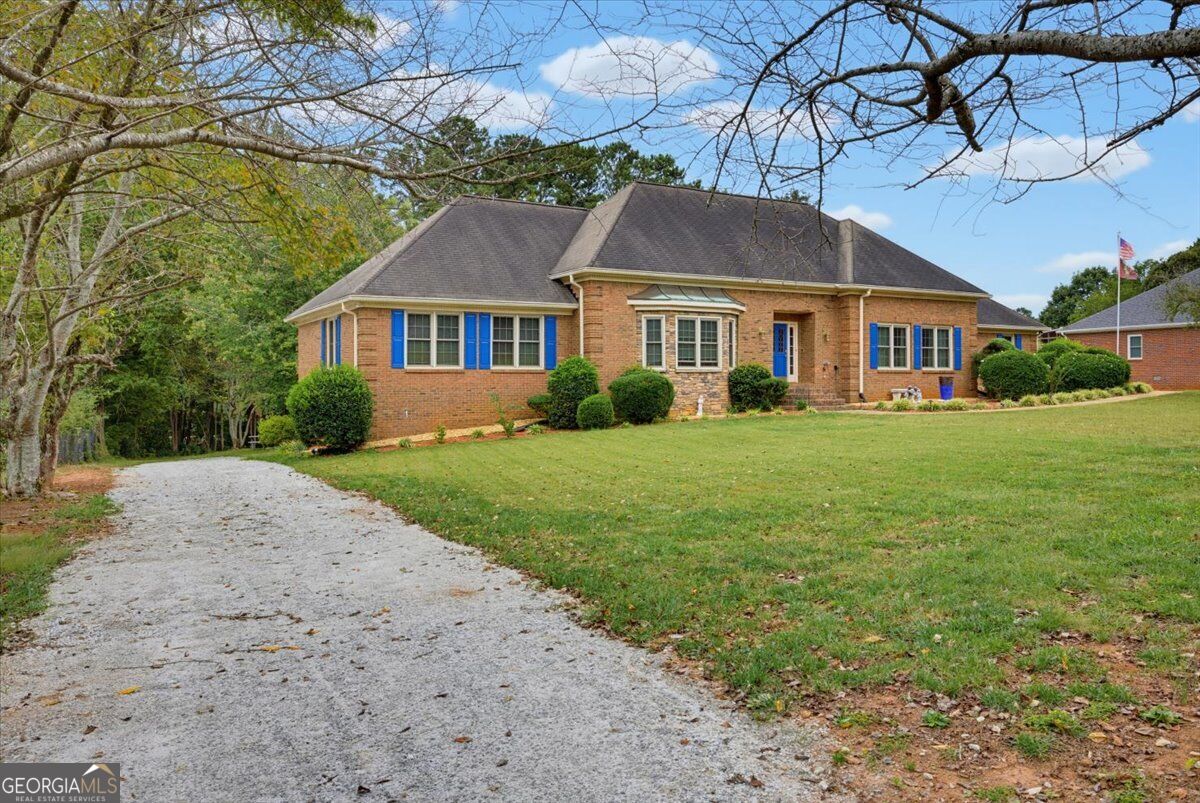 2451 Old Salem Cir SE — photo