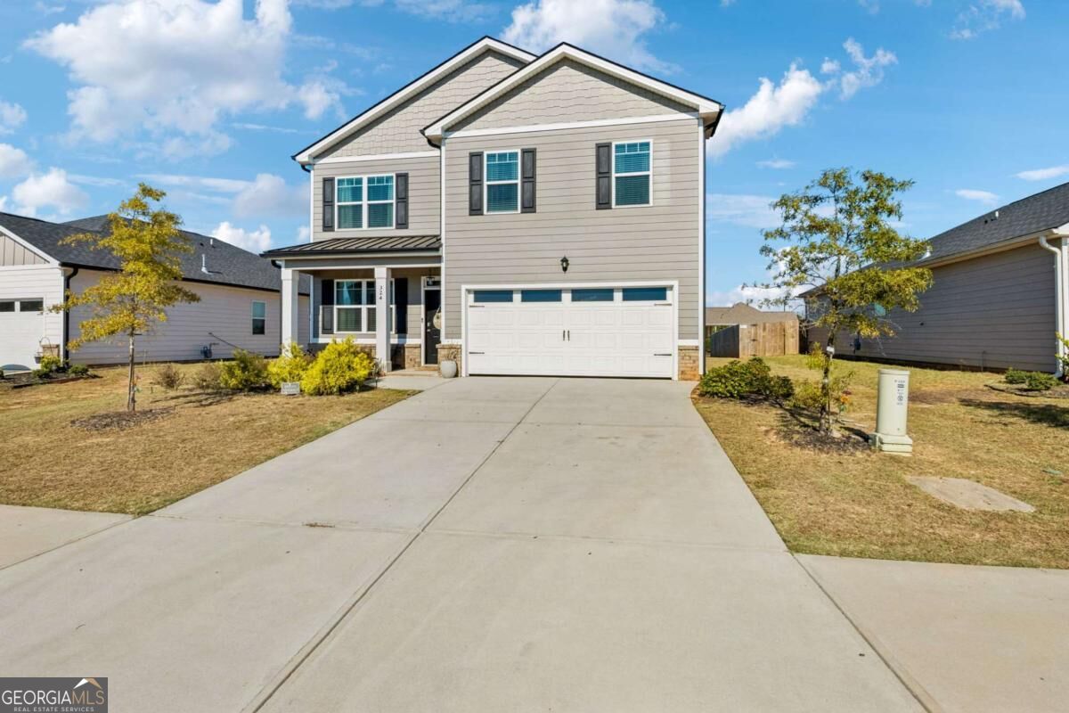 324 Graham Campbell Ln — photo