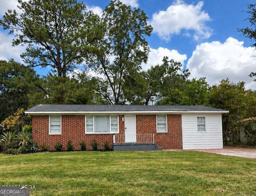2869 Bonnie Ave — photo
