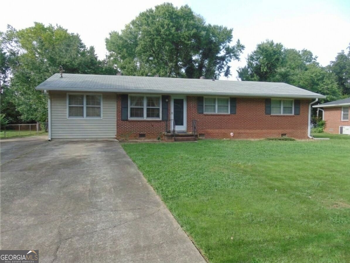 114 Beech Creek Dr NW — photo