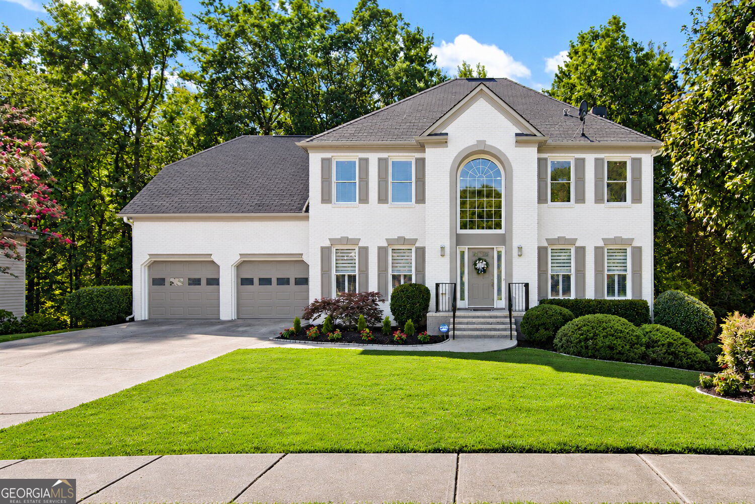 1455 Richards Cir — photo