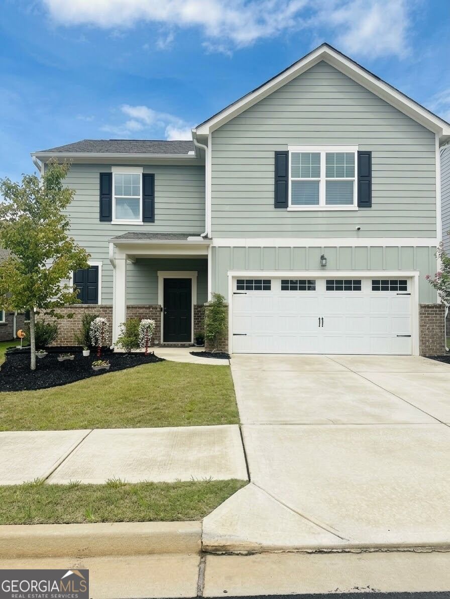 7047 Rochford Dr — photo
