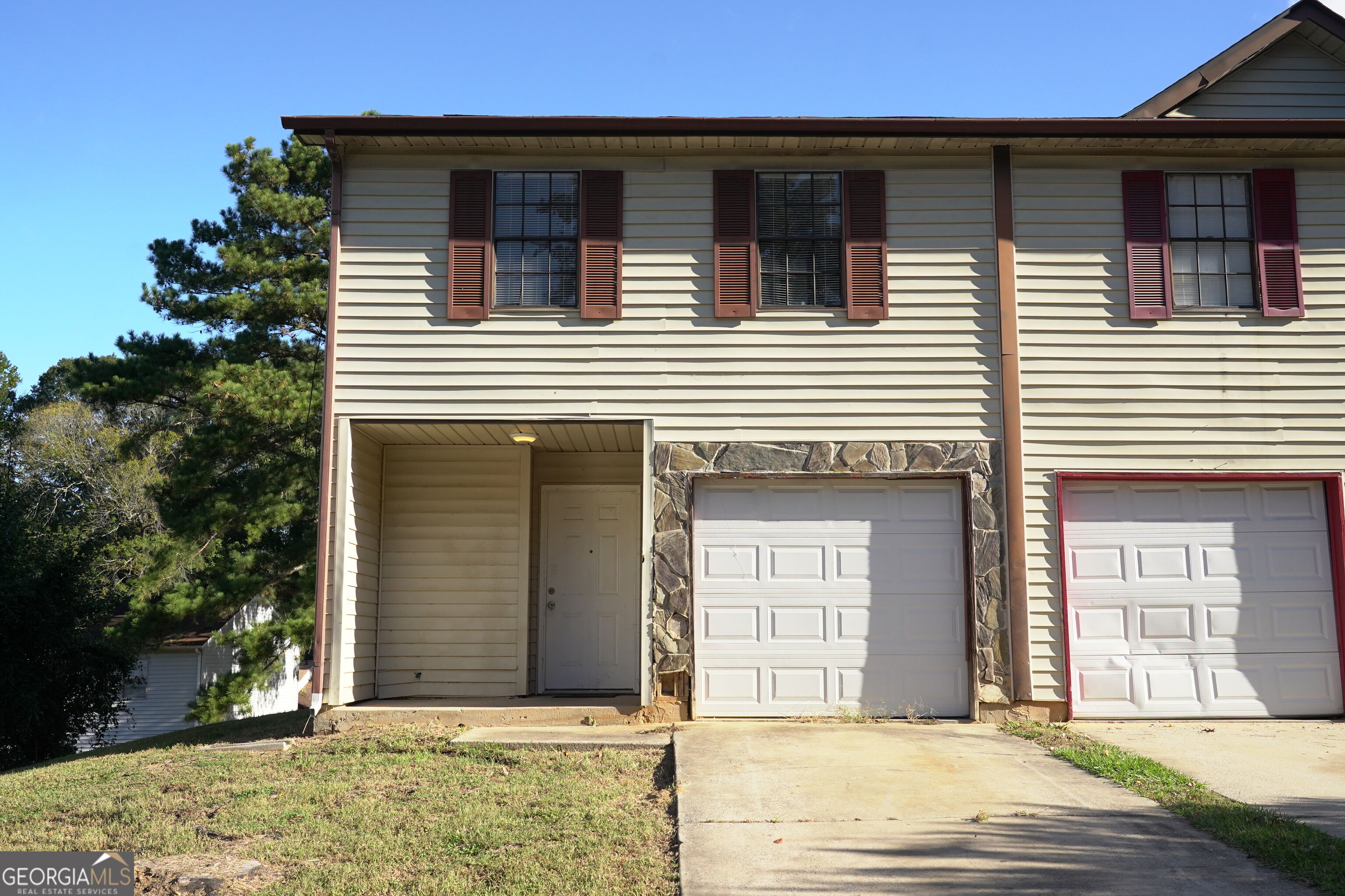 2301 Pine Tree Trl — photo