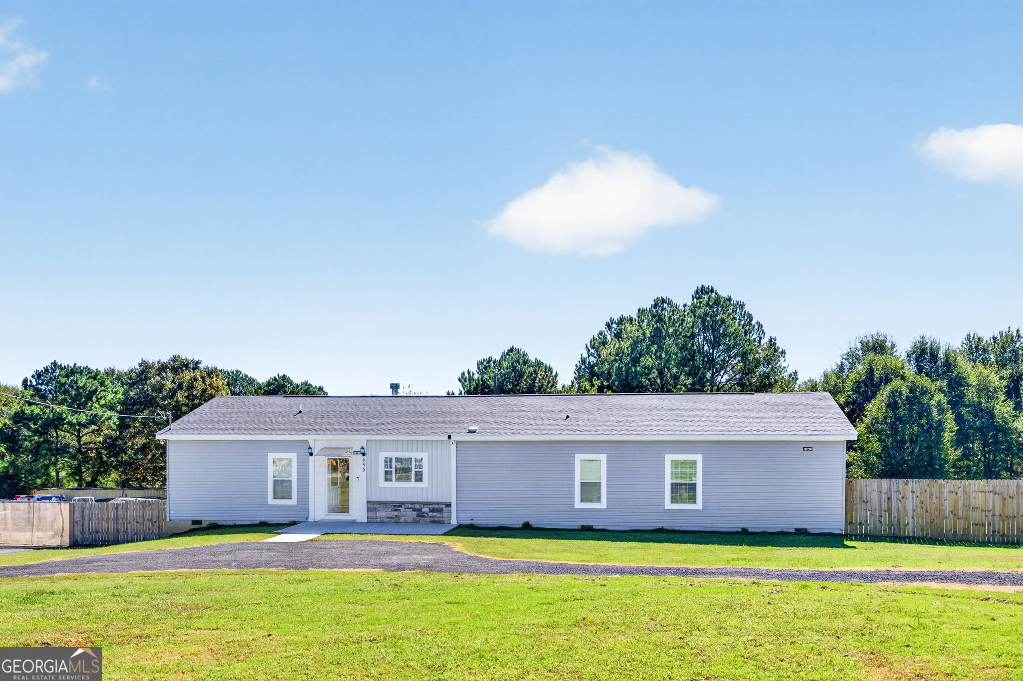 698 Smith Cemetery Rd — photo