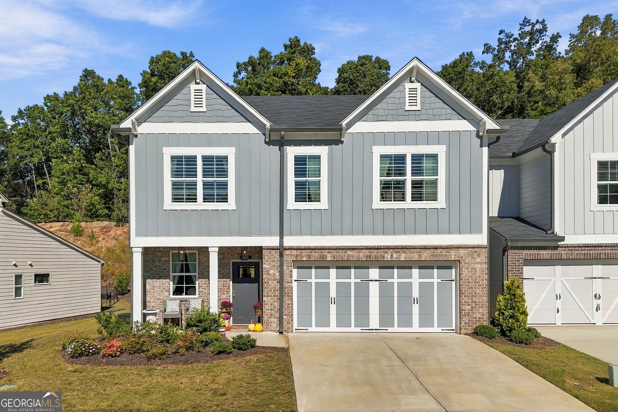 388 Lakeside Ct — photo