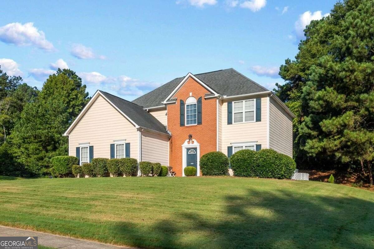 473 Concord Cir — photo