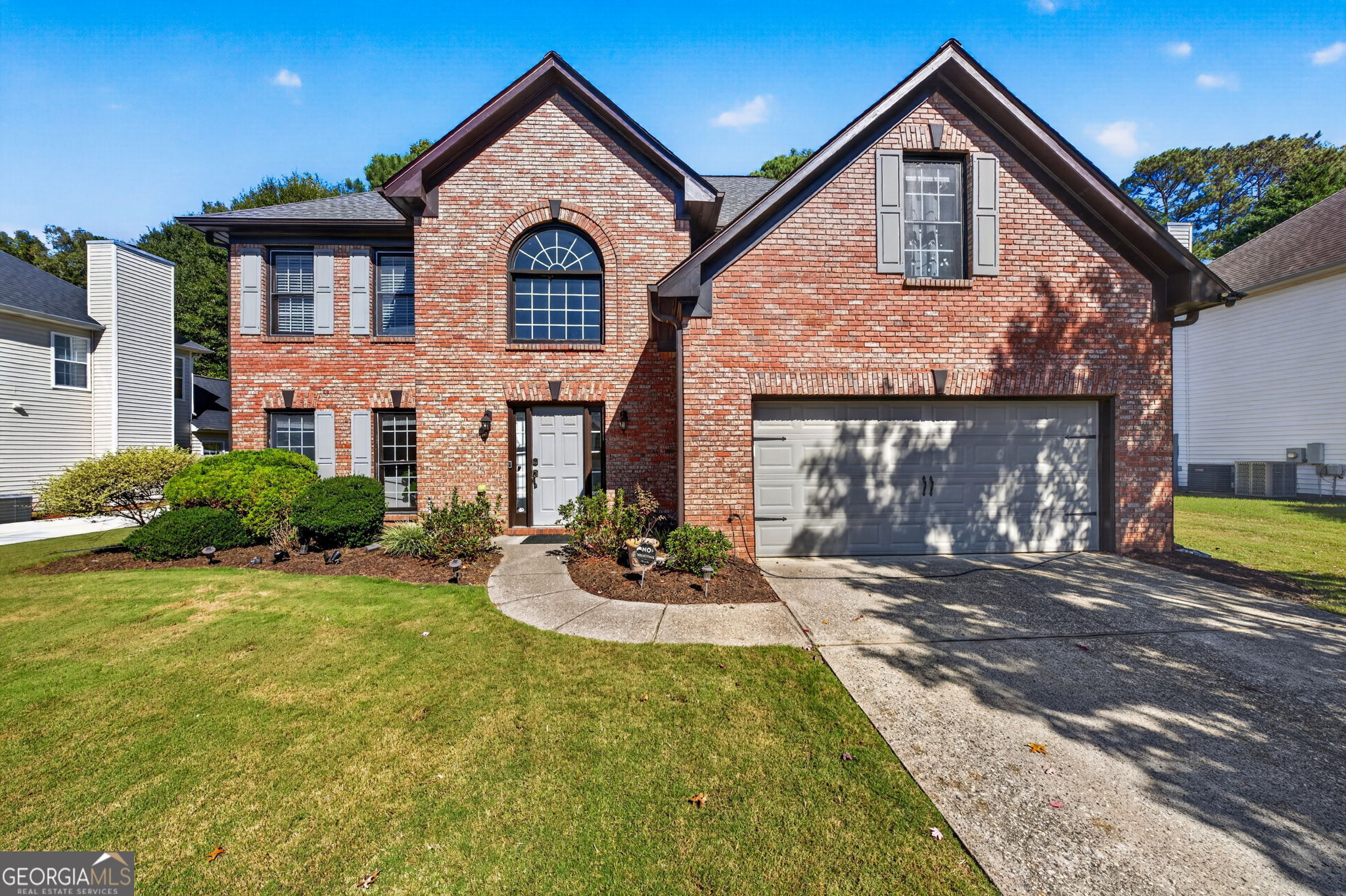 2376 Hampton Park Dr — photo