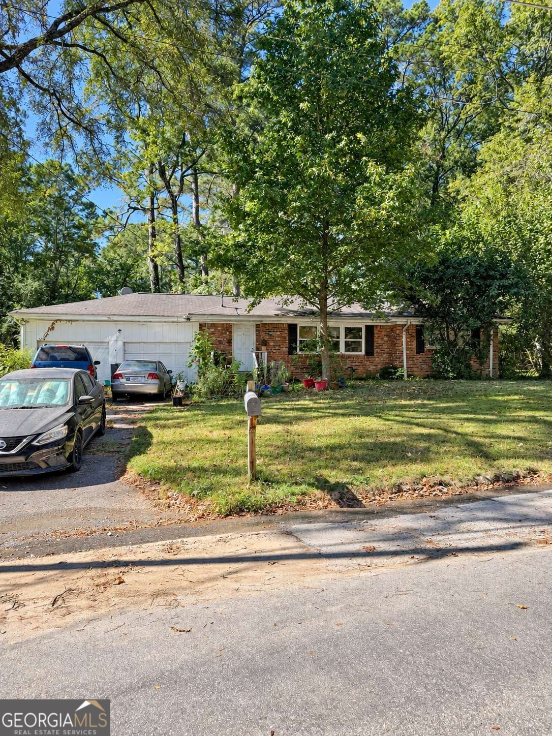 1609 Stanford Way — photo