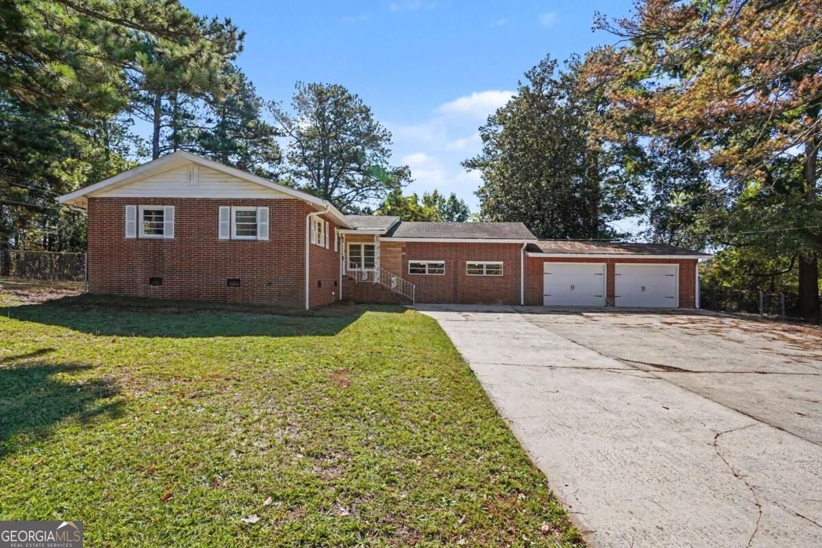 125 Greenway Park Dr — photo