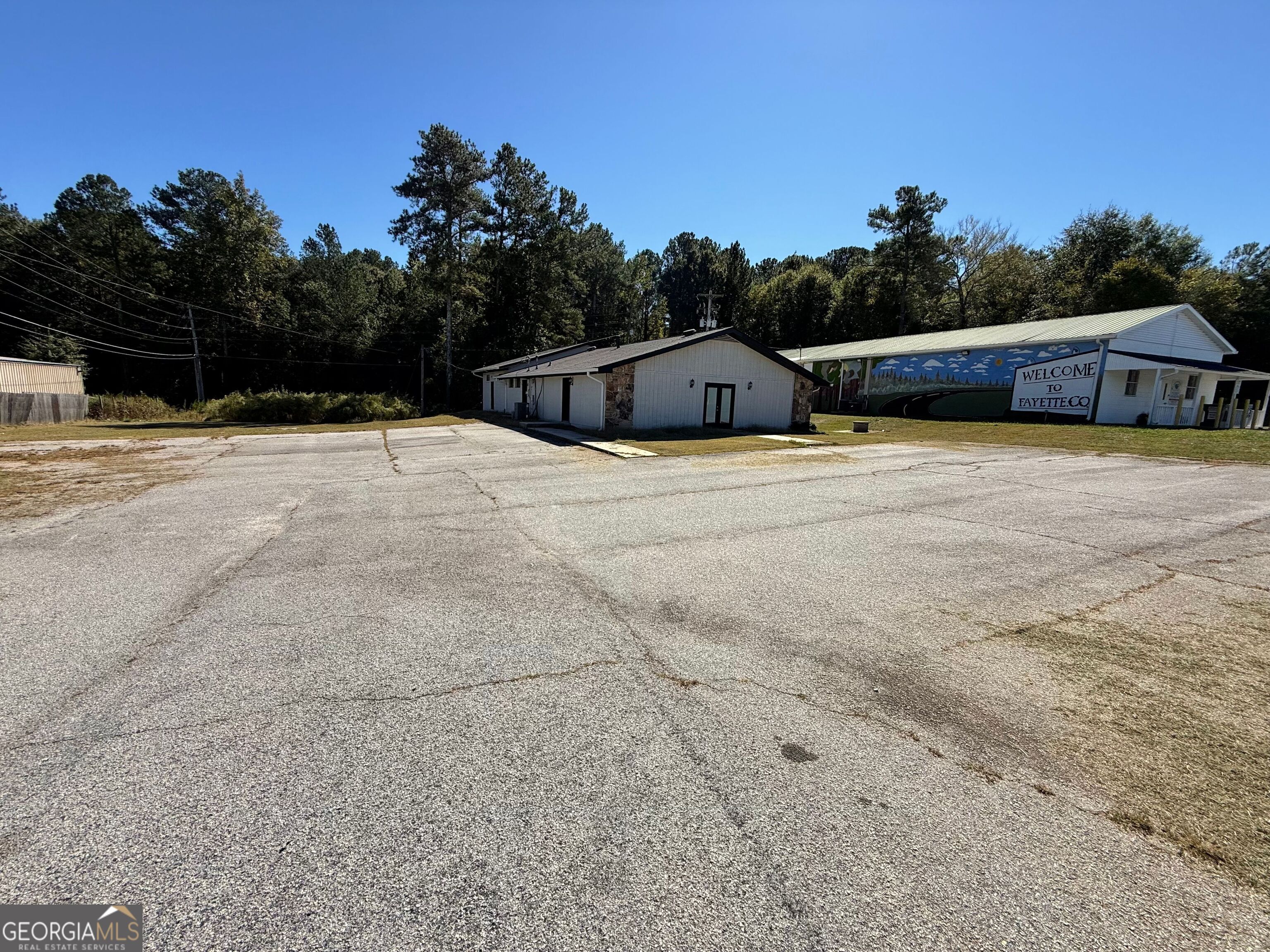 1145 E Hwy 54 — photo