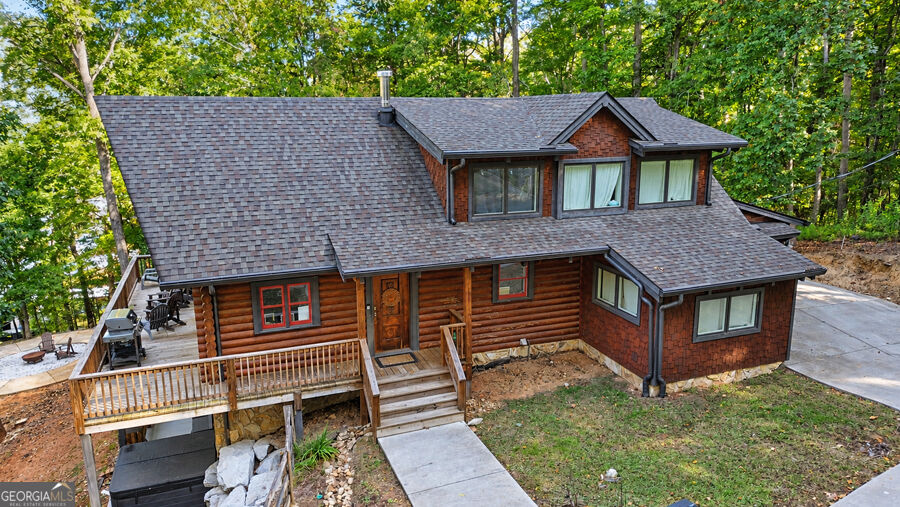 1330 S Arrowhead Dr — photo