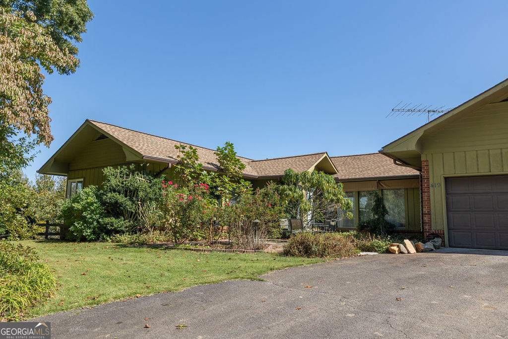 419 Ridge Cliff — photo