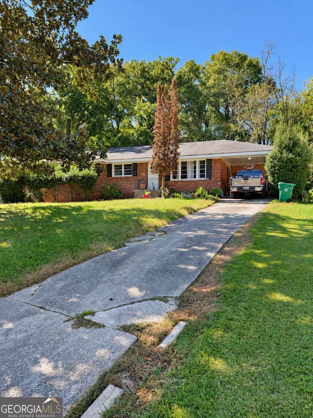 1899 Creekside Ct — photo