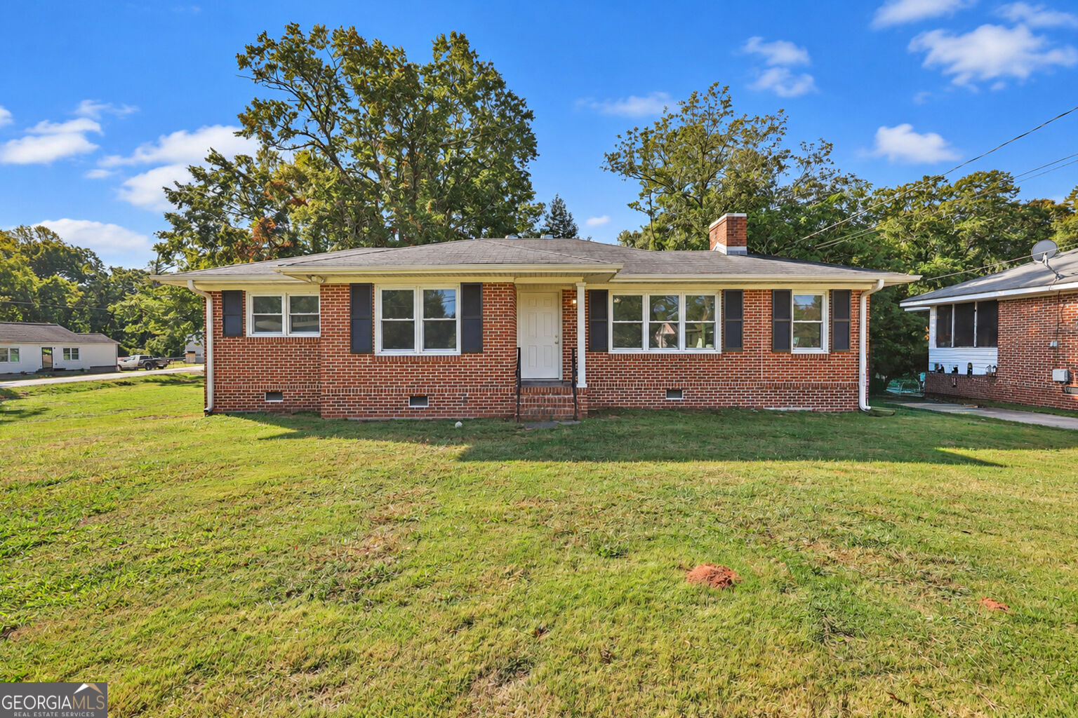 317 E Broad Street, Winder, GA 30680 — photo 2