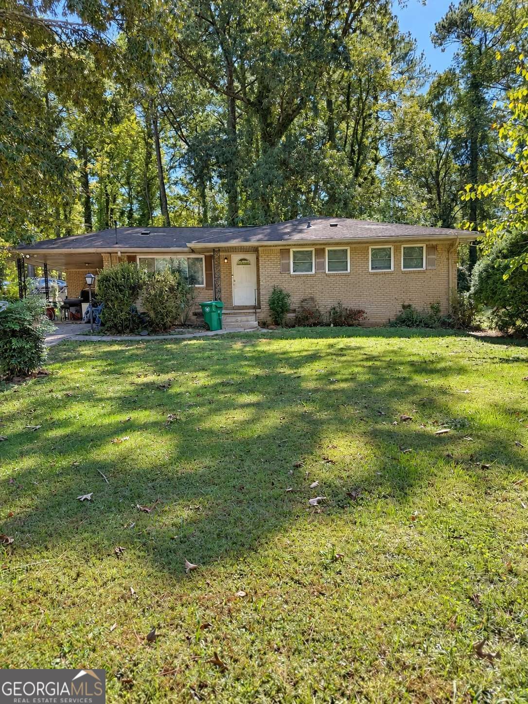 2647 Williamsburg Dr — photo