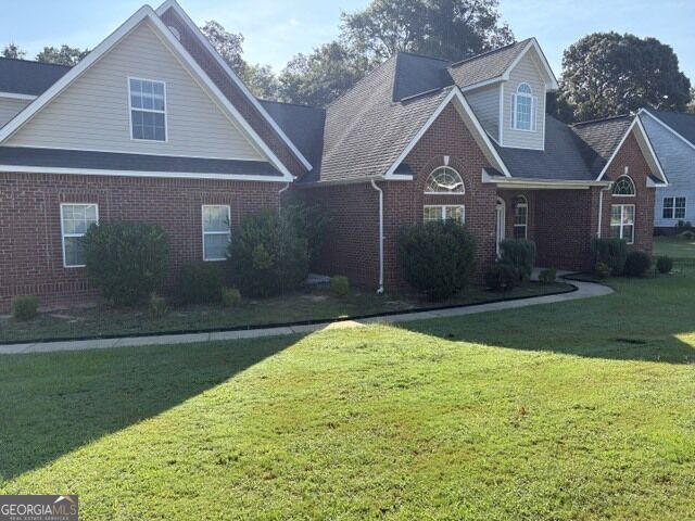 114 Erin Way — photo