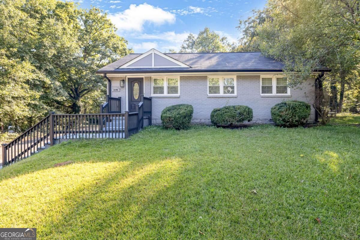 2105 S Stone Mountain Lithonia Rd — photo