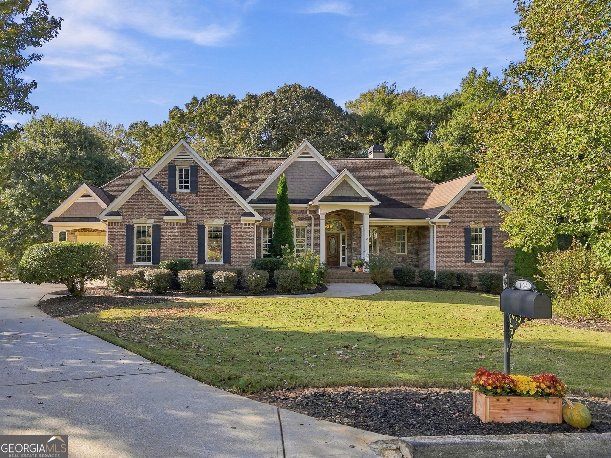 104 Autumn Glen Dr — photo