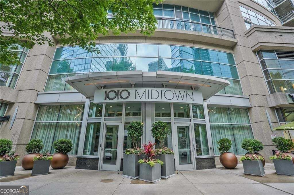1080 Peachtree St NE Unit 703 — photo