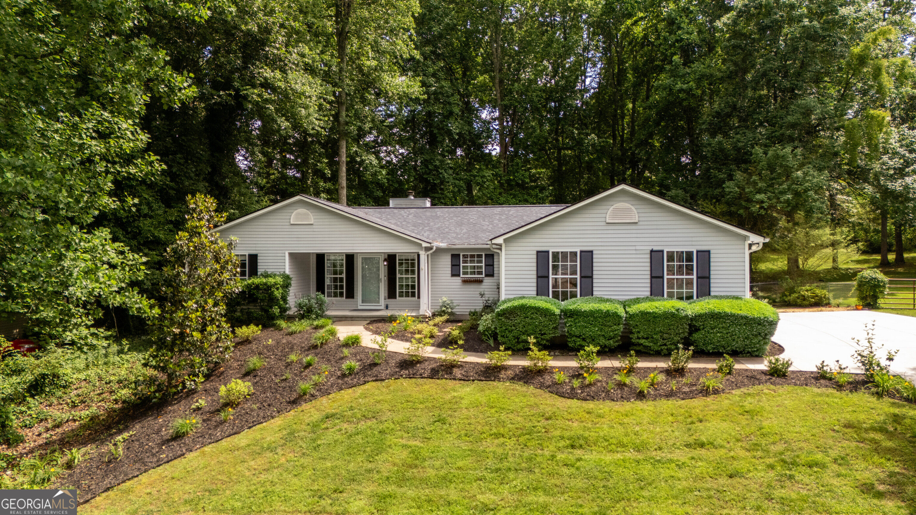 4340 Oak Creek Dr — photo