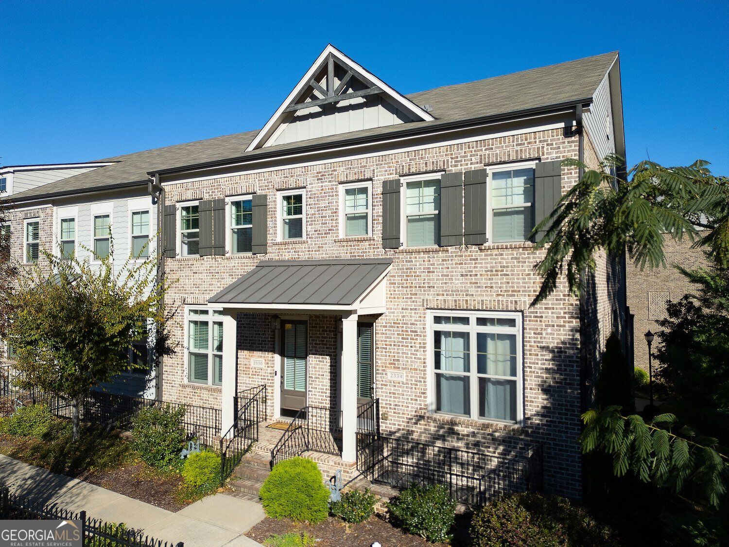 2330 McLean Chase SE — photo