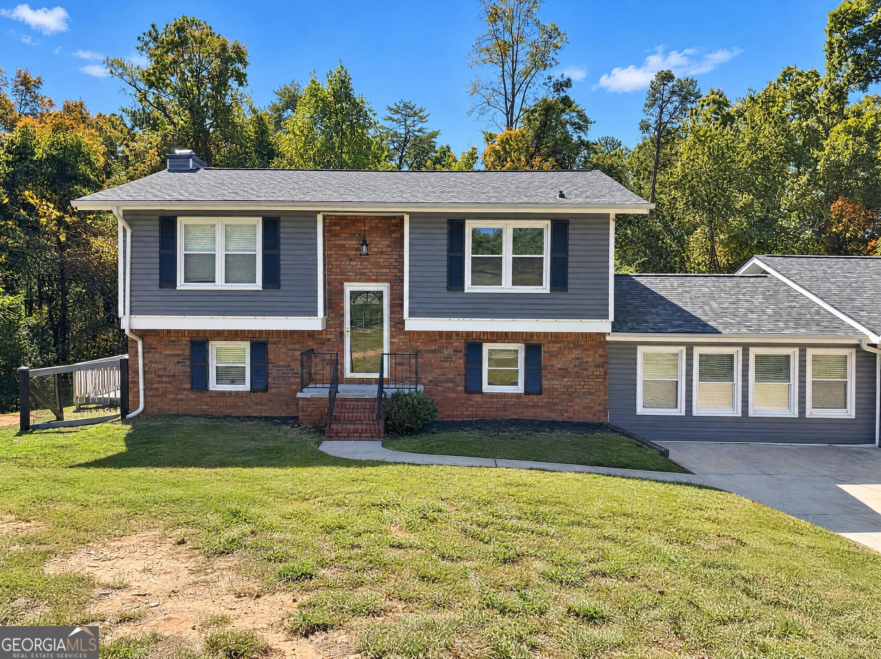 3420 Cook Rd — photo