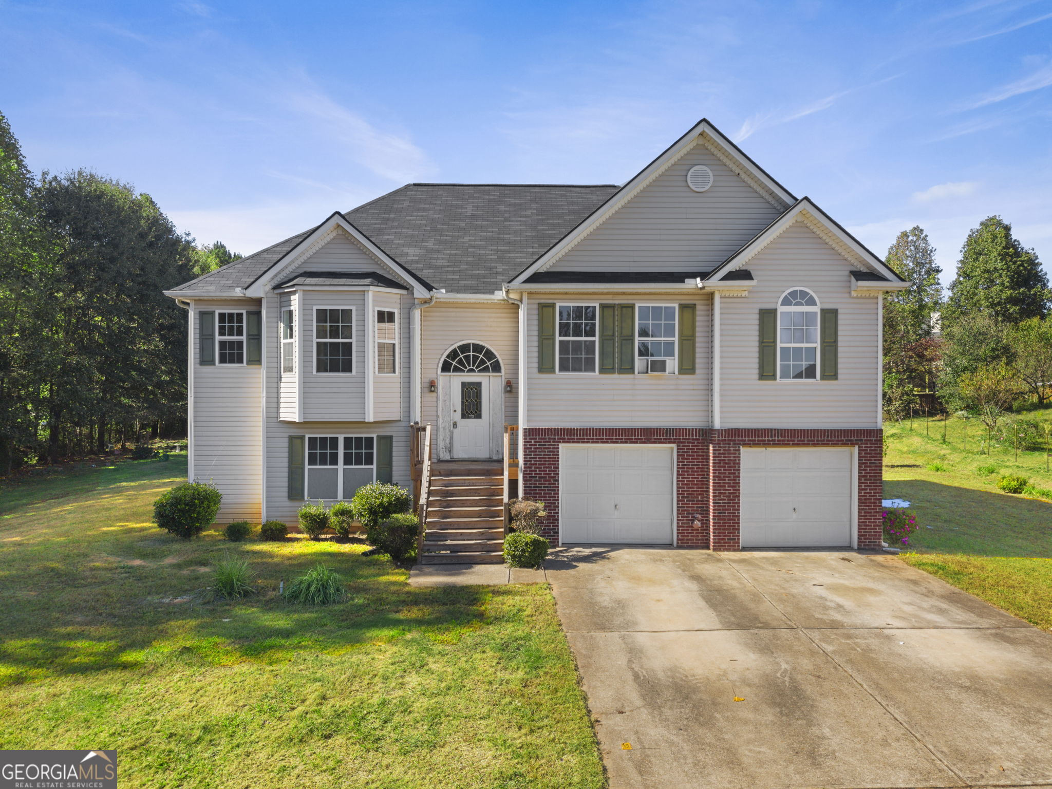 152 Steven Meadows Trl — photo