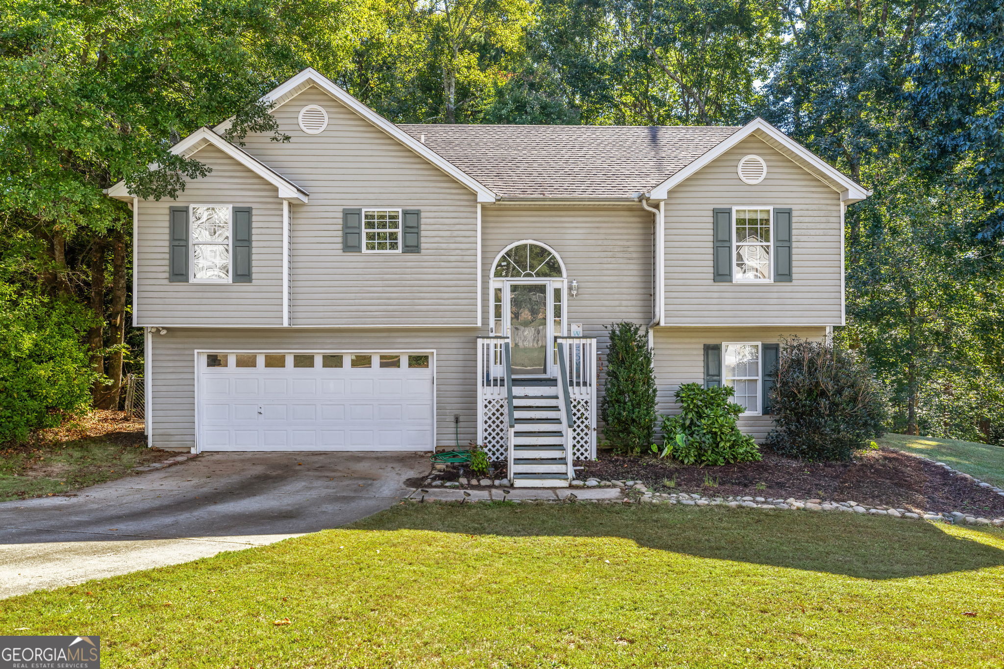 3831 Valley Creek Dr — photo