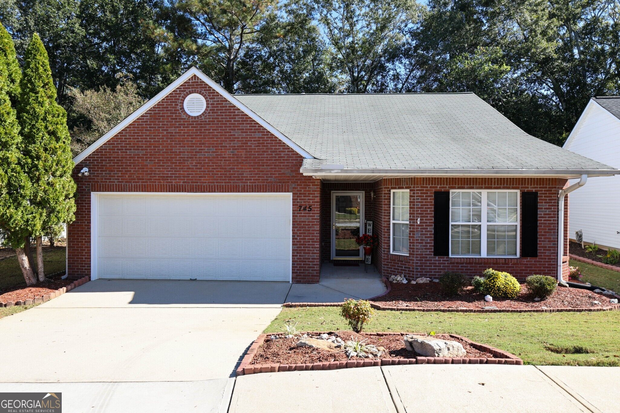 745 Jacoby Dr — photo