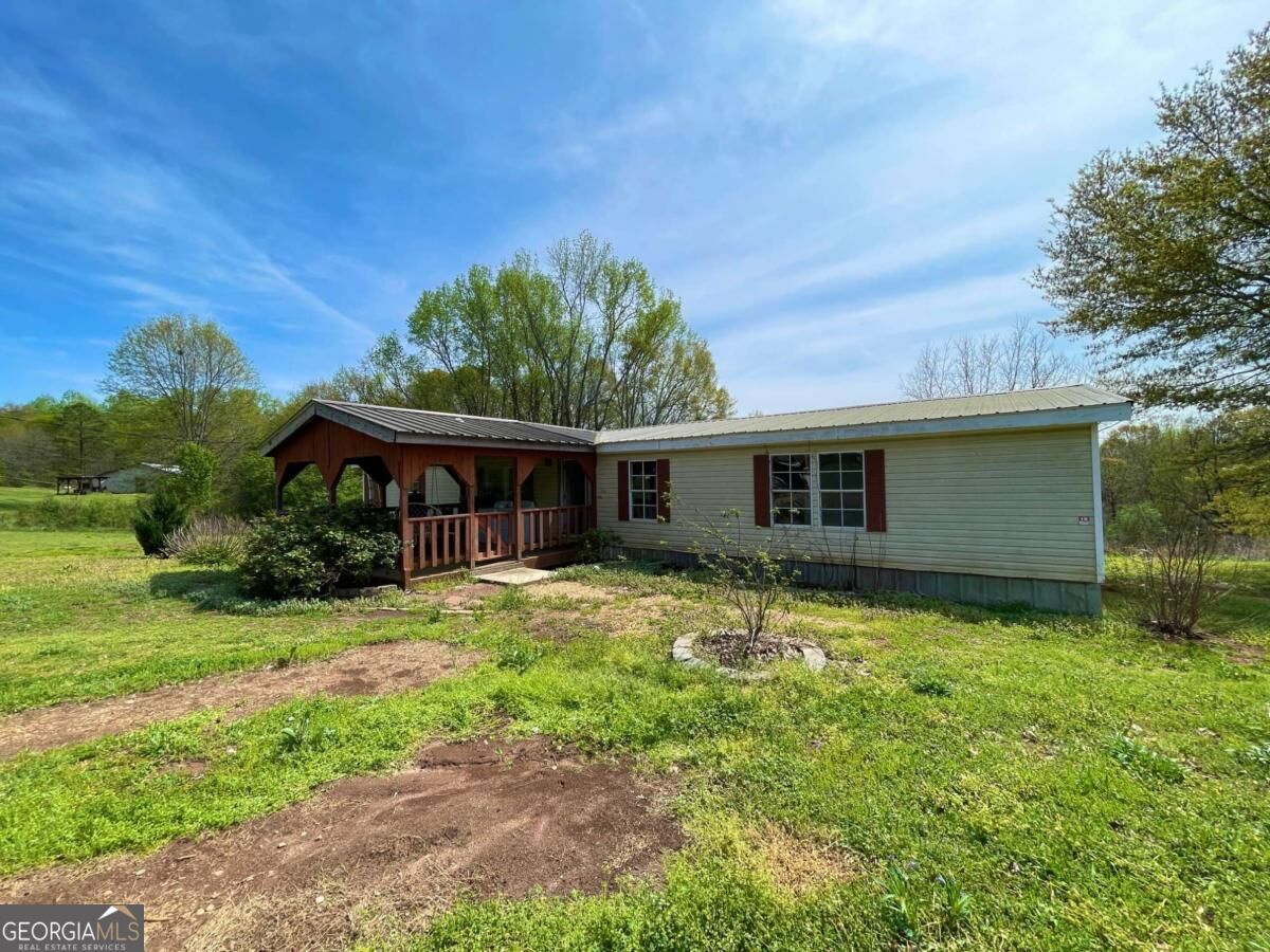 1546 Bob Mann Rd — photo